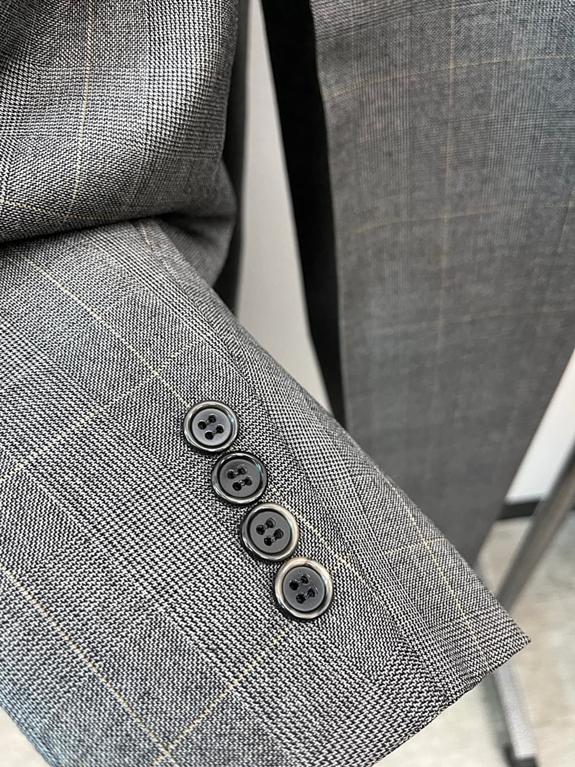 105,36) 브리오니 클래식 셋업슈트  상품이미지3