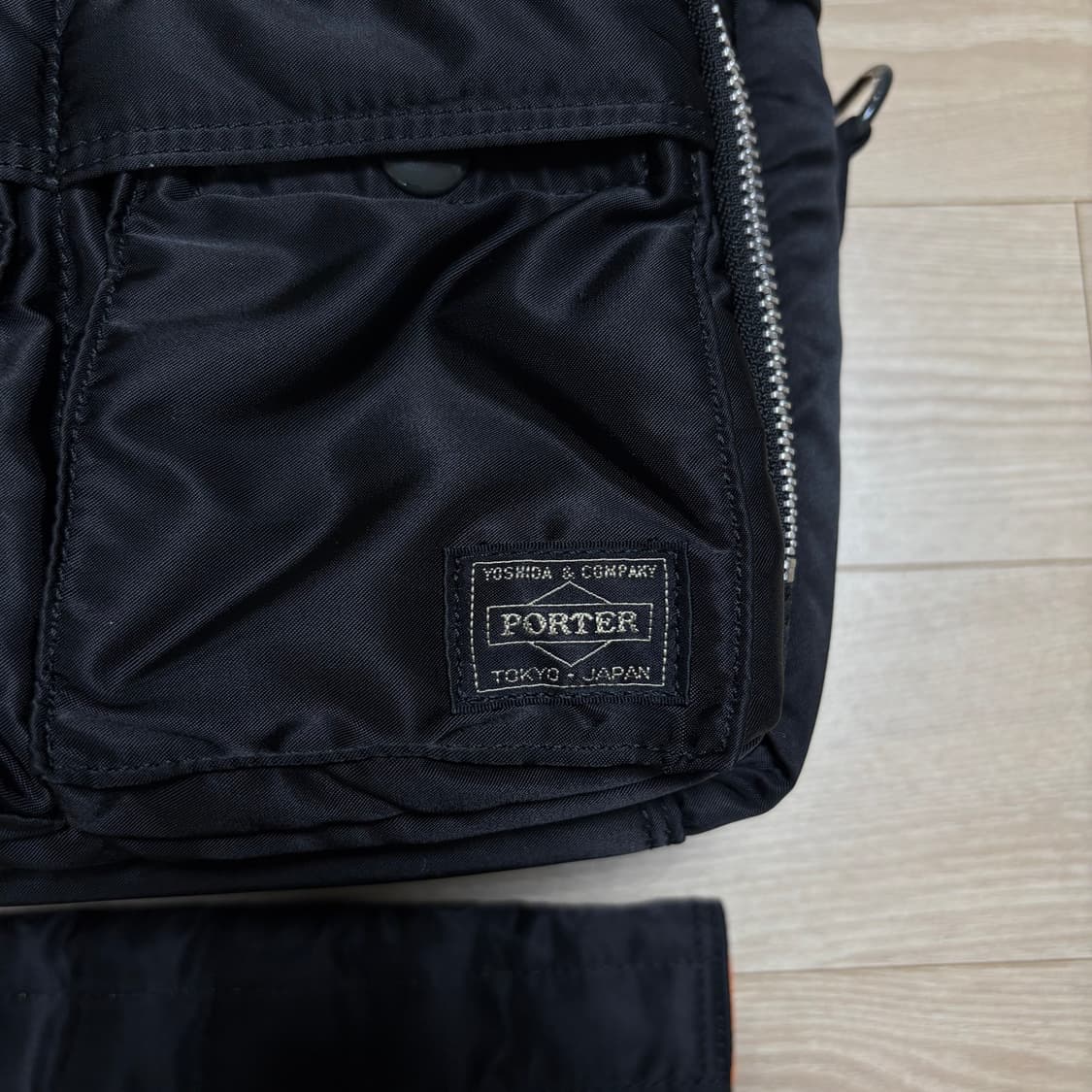 요시다포터 porter 카메라백 탱커 블랙 신형 상품이미지3