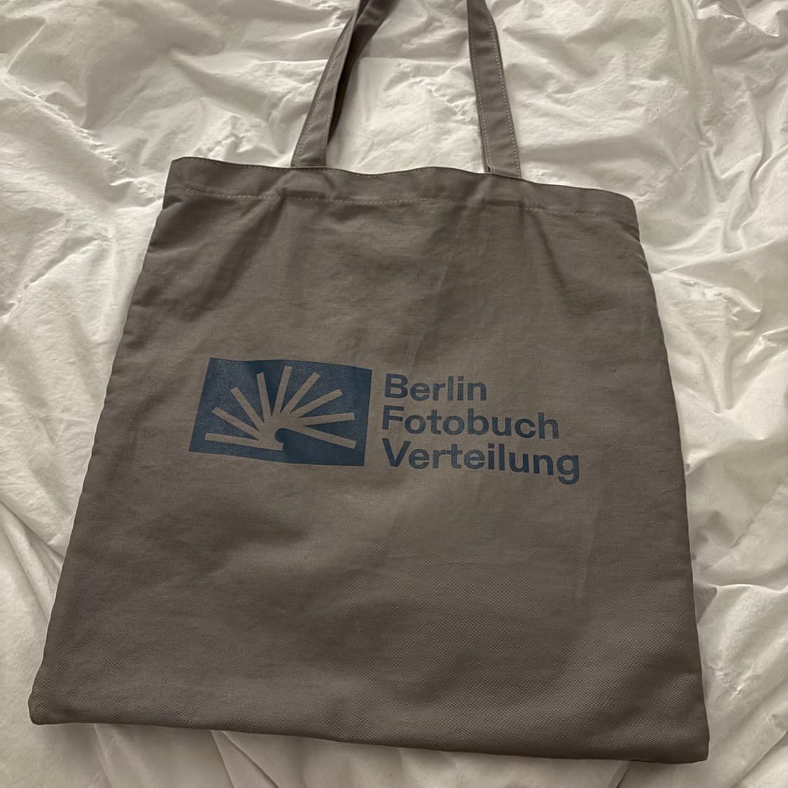 베를린포토북디스트리뷰션 에코백 그레이 상품이미지1
