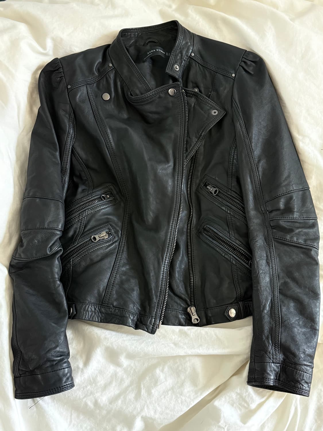 자라 멀티포켓 양가죽 라이더 자켓 상품이미지1