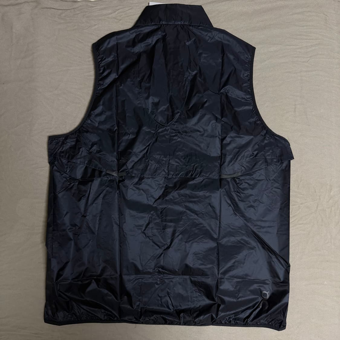 On Running Weather Vest Black L 온러닝 베스트 상품이미지2