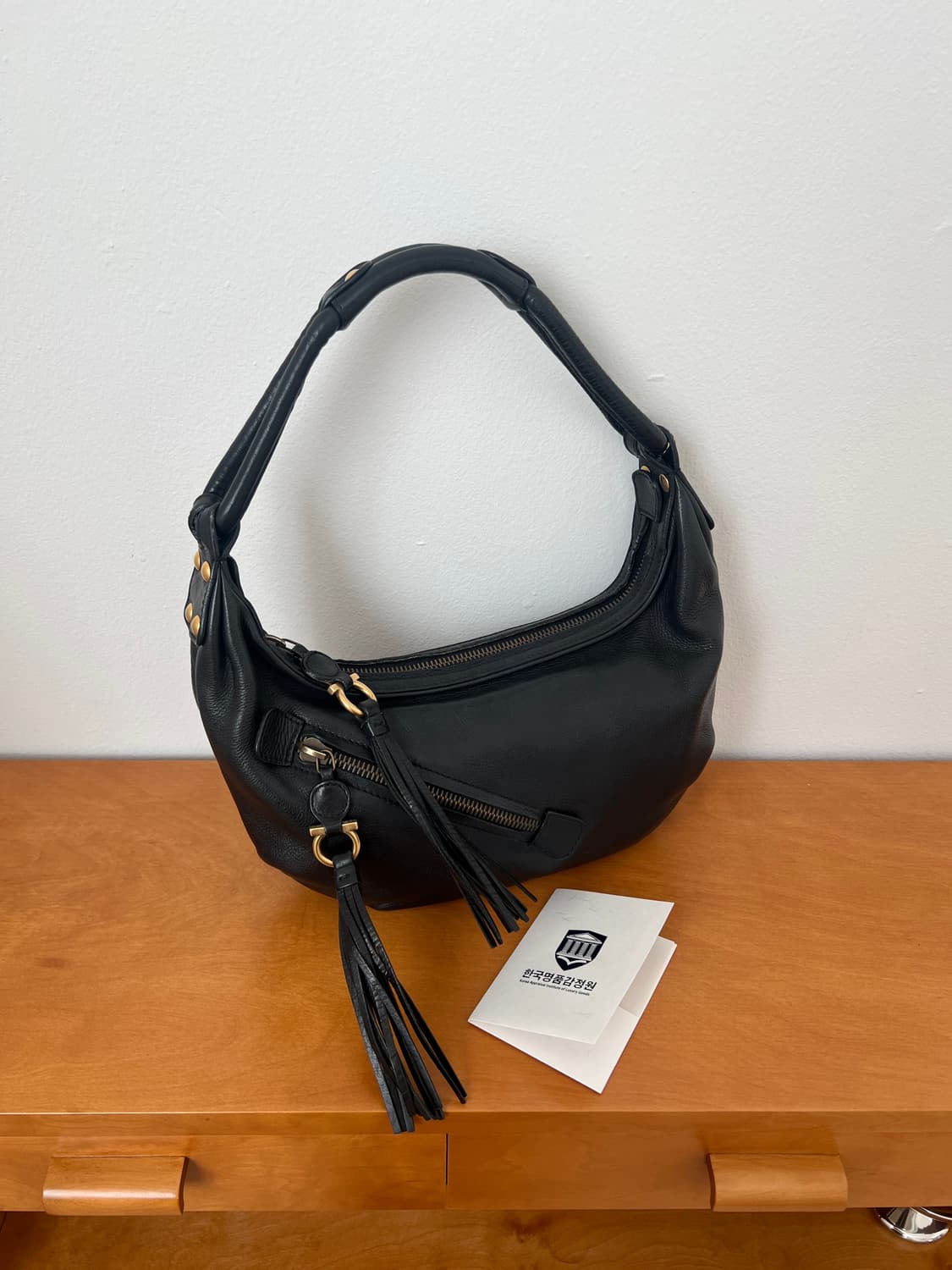 빈티지 페라가모 태슬 레더 호보백 상품이미지1