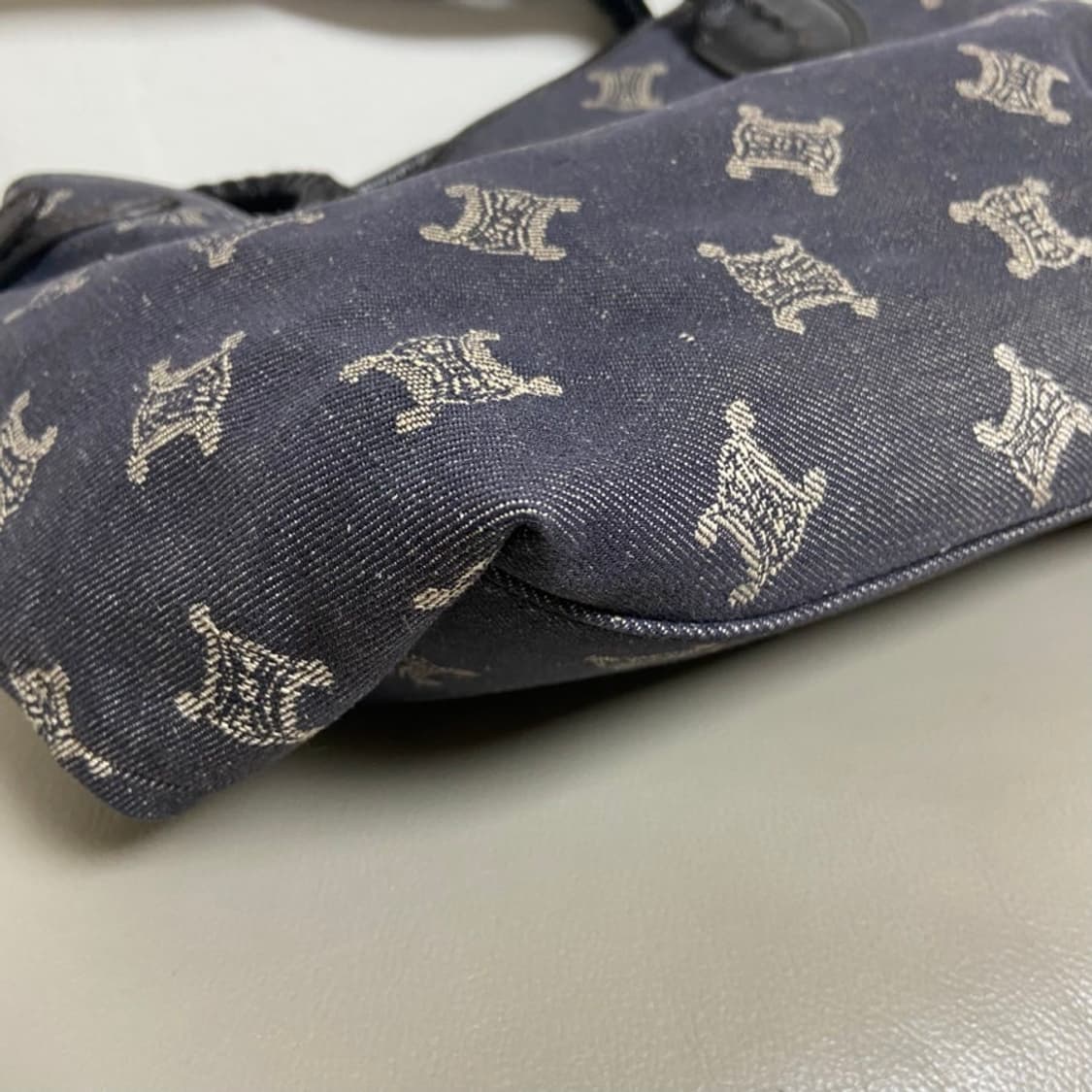 셀린느 데님 트리옹페 쇼퍼백 상품이미지8