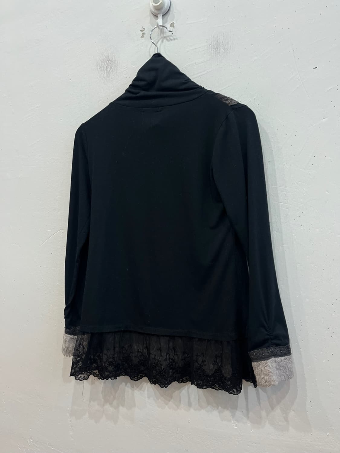 액시즈팜 레이스 터틀넥 롱슬리브  상품이미지4