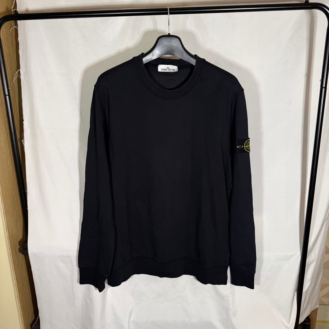 스톤아일랜드 63051 크루넥 스웨트셔츠 맨투맨 상품이미지1