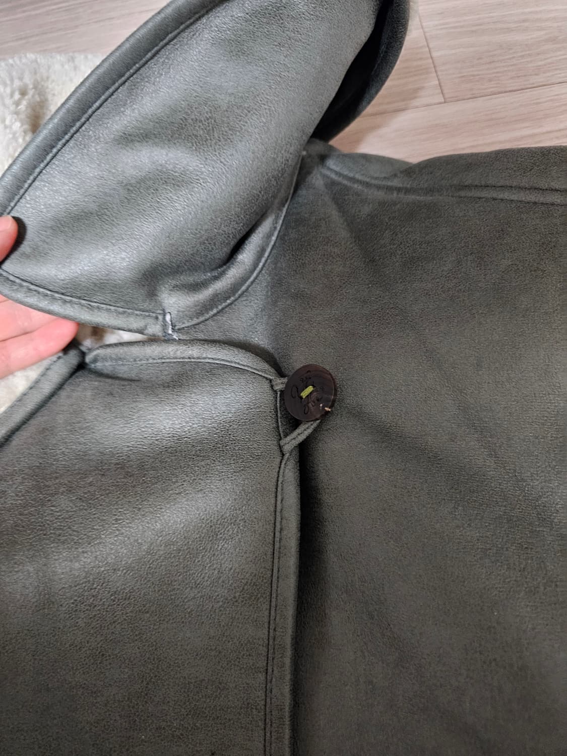 보브 올리브그린 무스탕 자켓 상품이미지2