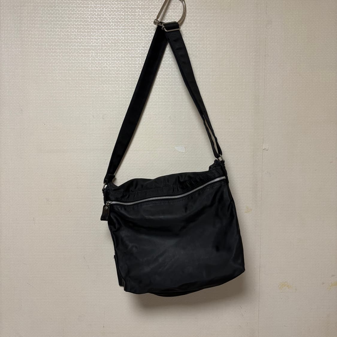 요지야마모토 YSACCS 가죽패치 숄더백 상품이미지5