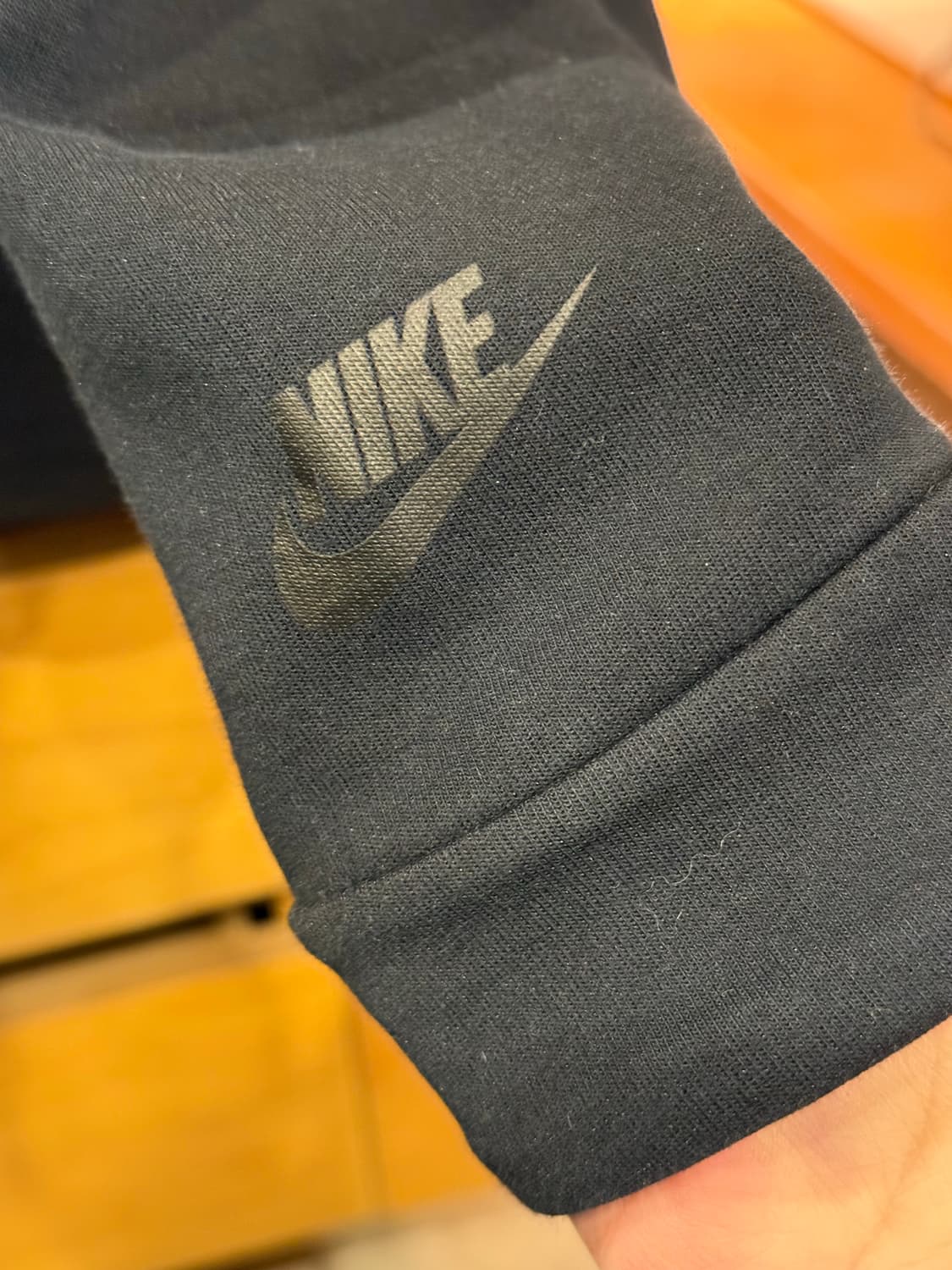 나이키 검정 맨투맨 상품이미지2