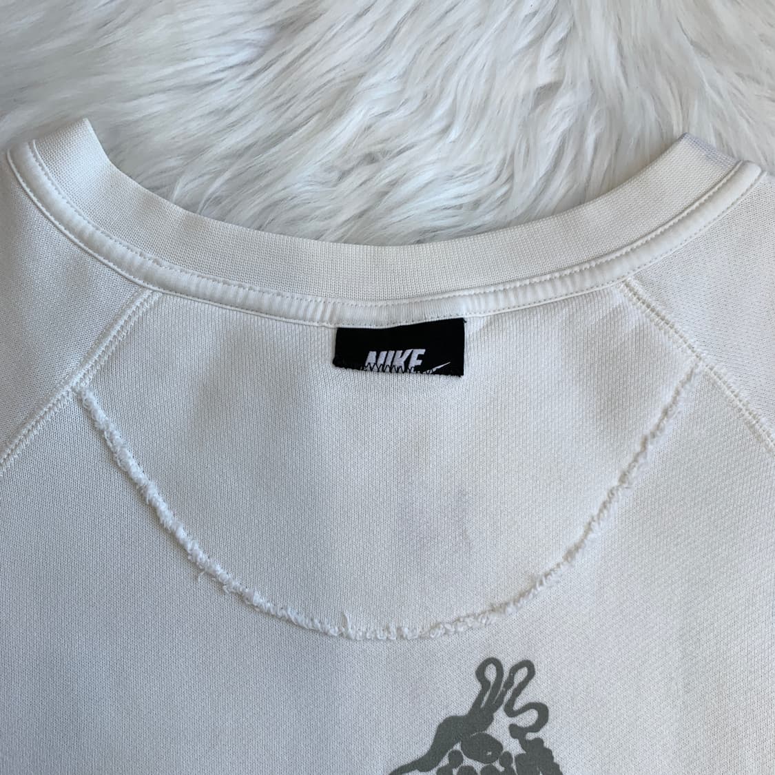 나이키 빈티지 멀티 프린트 맨투맨 1820 상품이미지4