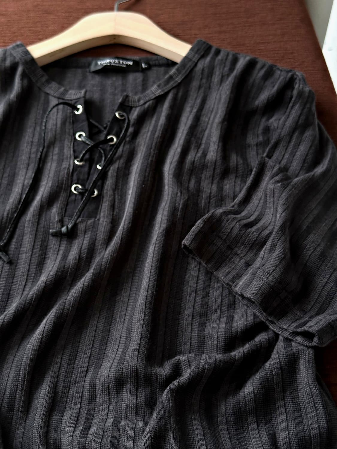 String design neck H/S knit top 상품이미지1