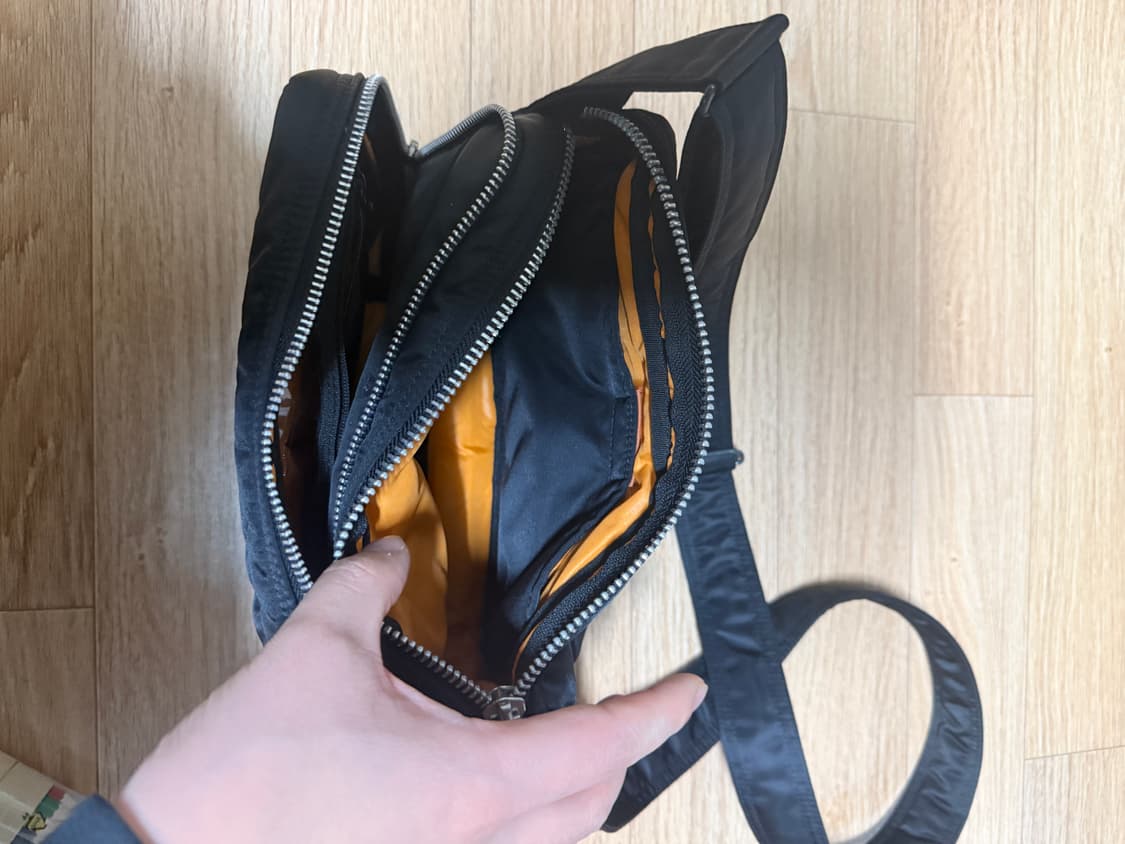 포터 탱커 숄더백  스몰 블랙 상품이미지5