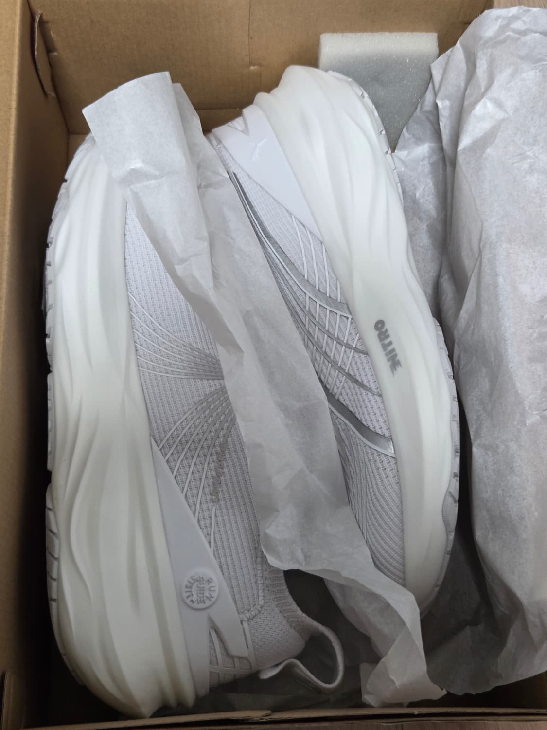 푸마 포에버런 나이트로2 와이드 260 팝니다 상품이미지4