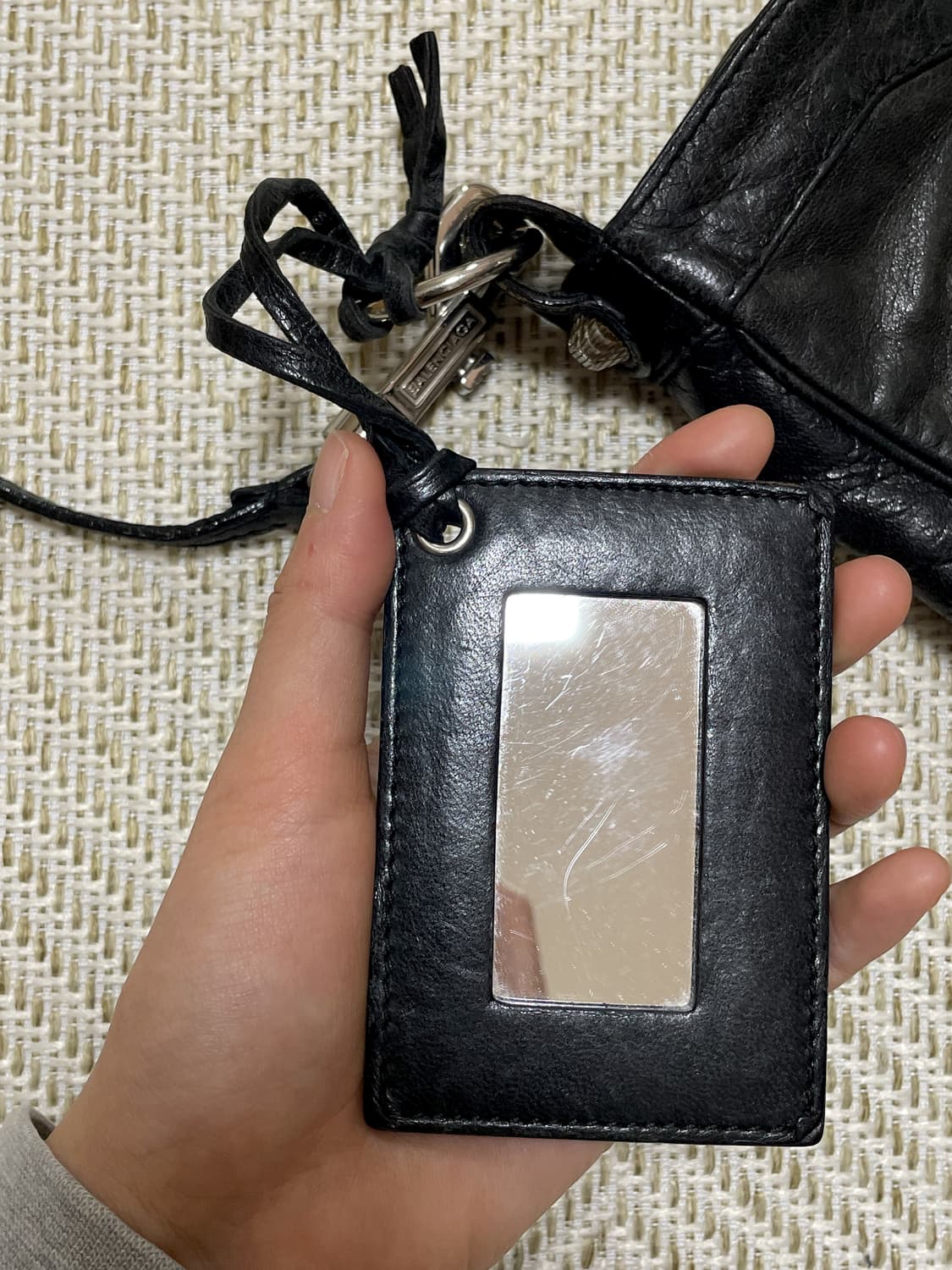 발렌시아가 힙 크로스백 상품이미지8