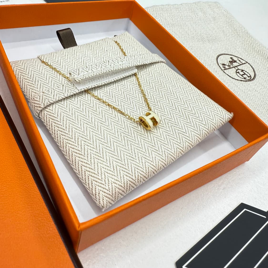 [풀박스] 에르메스 팝아슈 미니 목걸이 화이트 골드 상품이미지5