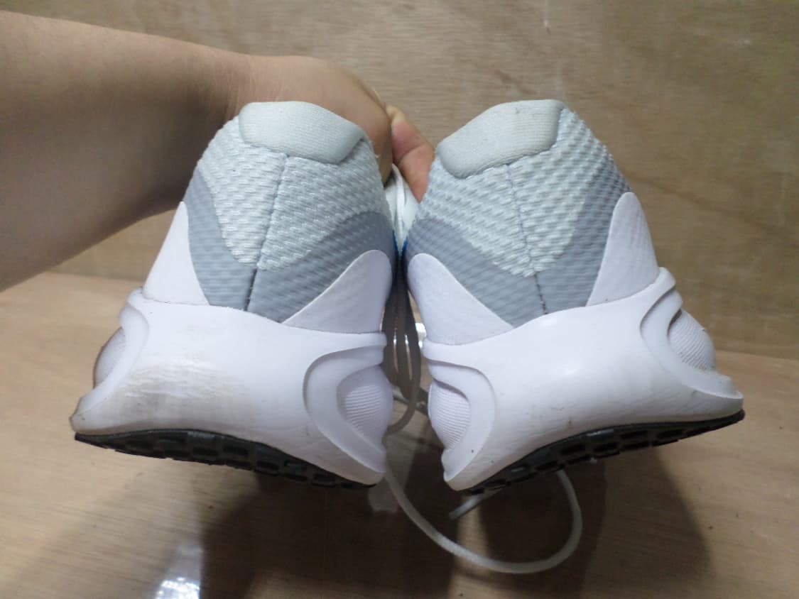 후루룩구제 260 나이키 레볼루션18 운동화 신발  상품이미지3