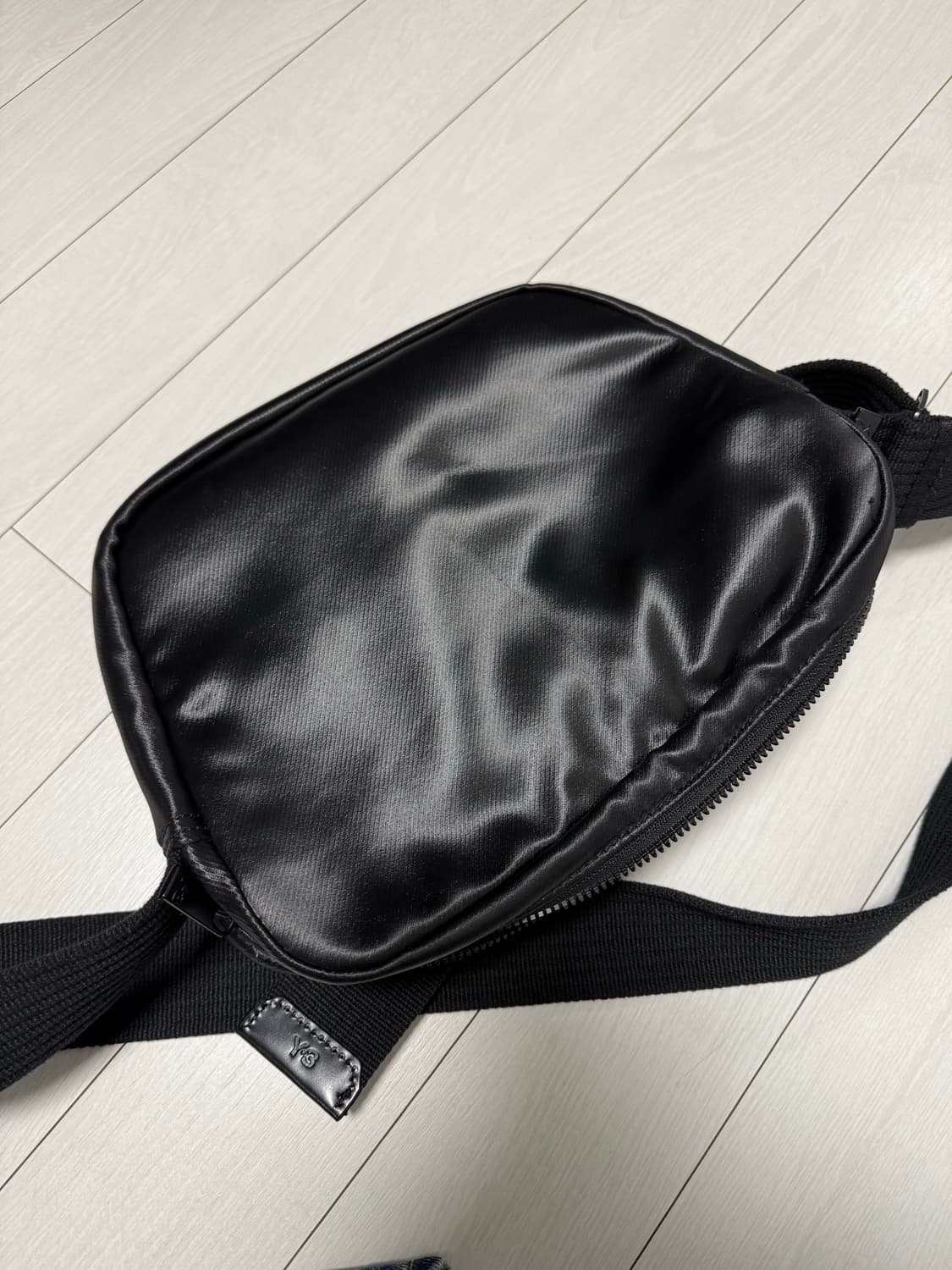 요지야마모토 Y-3 크로스백 IJ9901 BLACK 상품이미지5