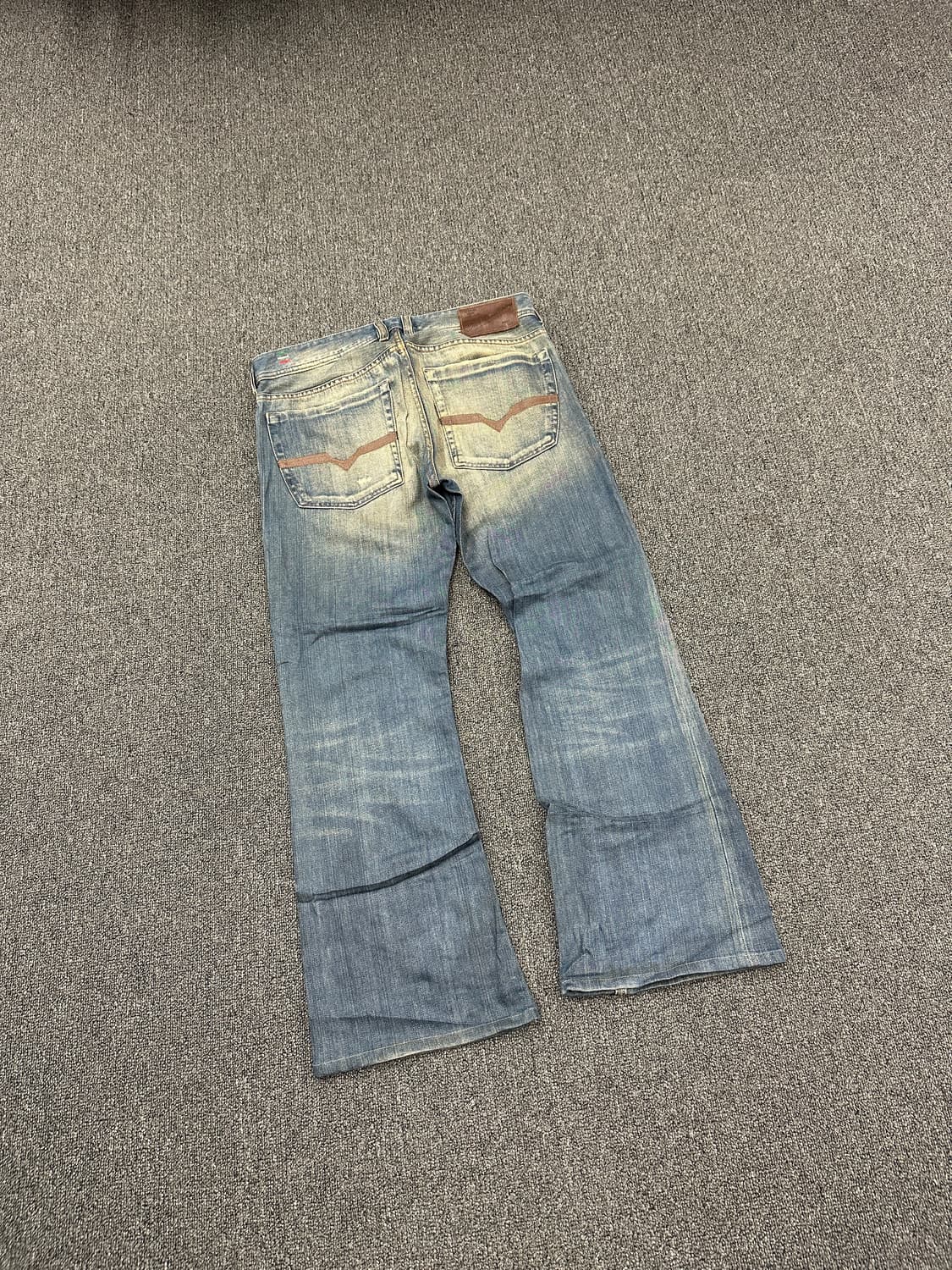 31) 디젤 자탄 빈티지 부츠컷 데님팬츠 상품이미지1