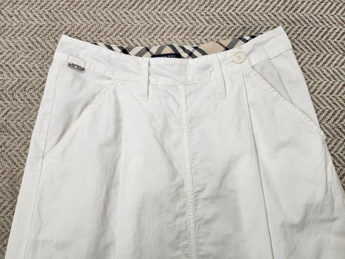 버버리 주름치마 화이트 상품이미지2