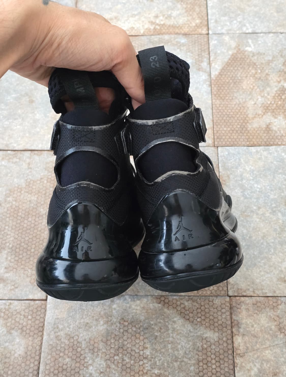 (230)나이키 조던 에어 래디튜드 720 블랙  상품이미지8