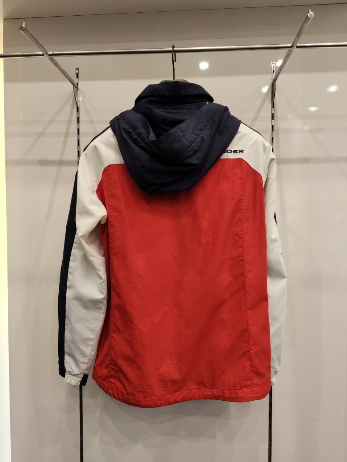 아이더 바람막이 M 상품이미지2