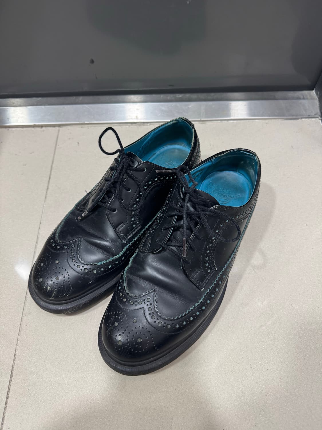 닥터마틴 윙팁 블루 250 상품이미지1