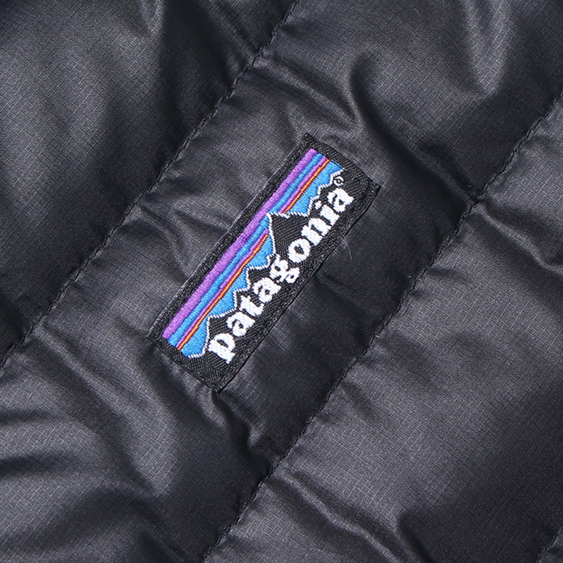 PATAGONIA "Black Light Down" 상품이미지7