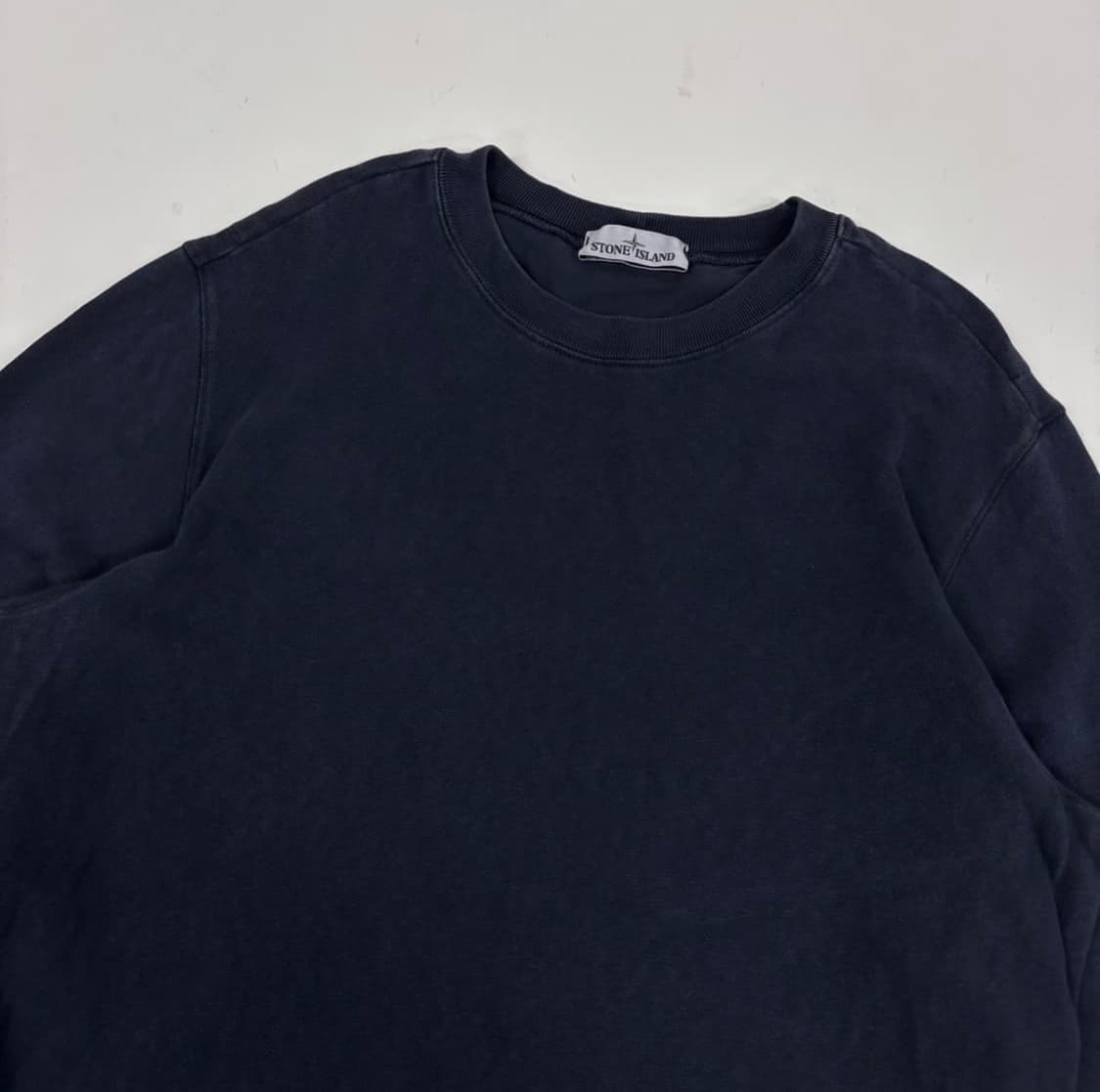 스톤아일랜드 맨투맨 상품이미지1