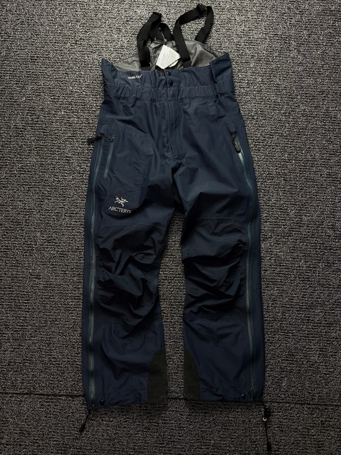 아크테릭스 og 고어텍스 XCR 테크웨어 마운틴 팬츠 1411 상품이미지3