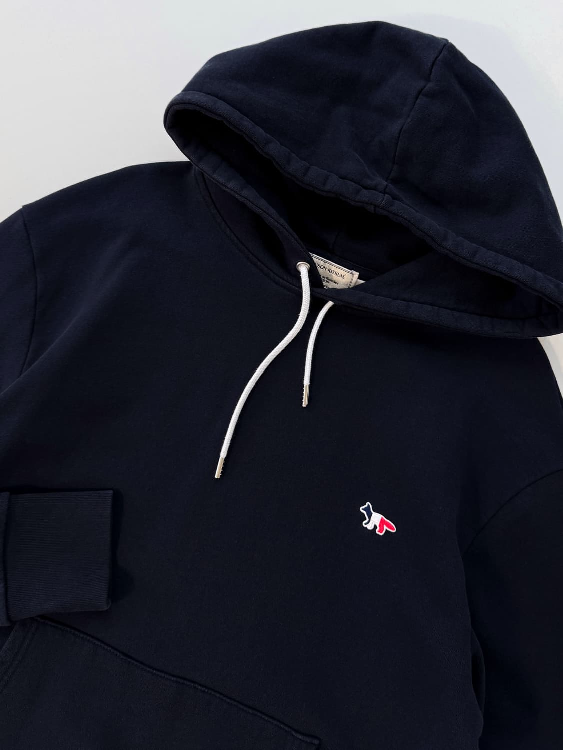 메종키츠네 루즈핏 트리컬러 폭스로고 네이비 스웻 후드 상품이미지3