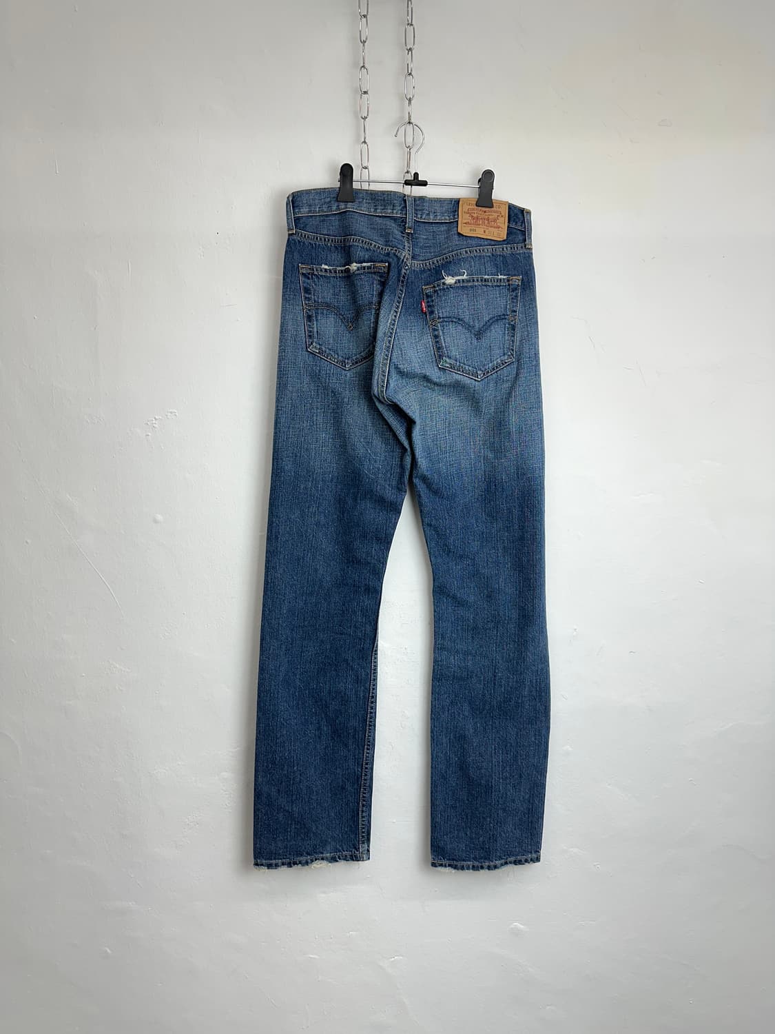 Levi’s 2000s 501 Irregular Denim Pants 상품이미지4