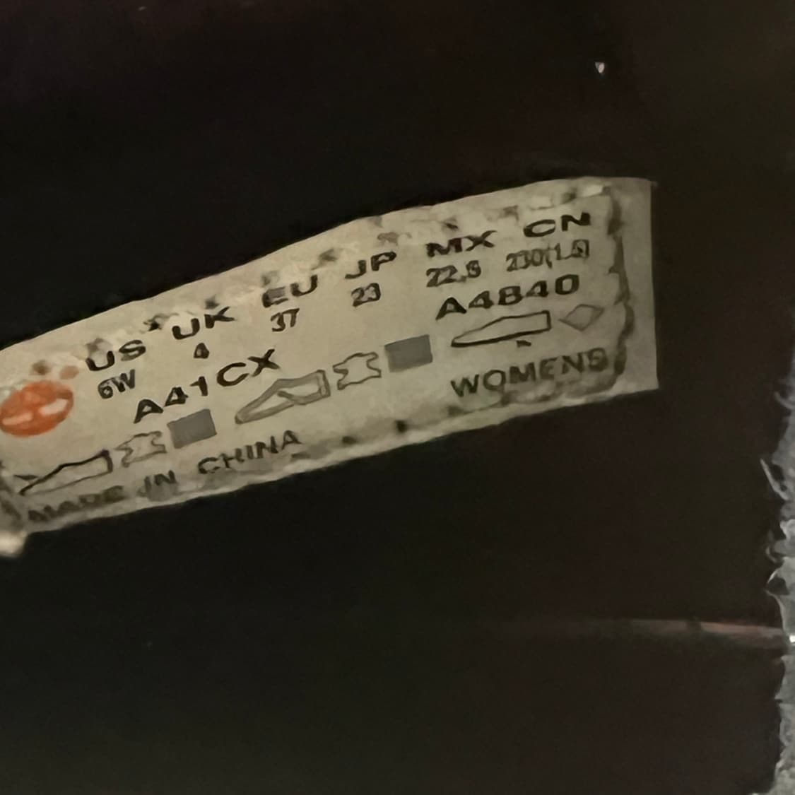 팀버랜드 6인치 프리미엄 블랙 누벅 실버 로고 부츠 상품이미지7