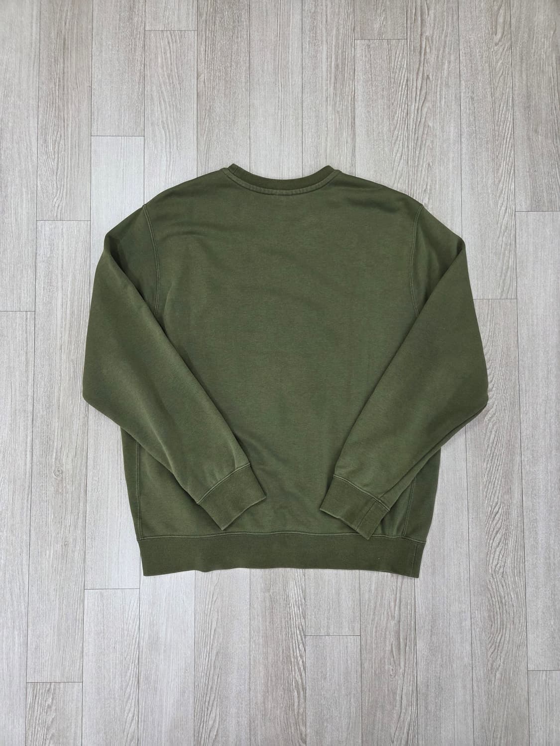 (새상품)나이키 클럽 맨투맨 카키 올리브 XL,105 bv2667-326 상품이미지4