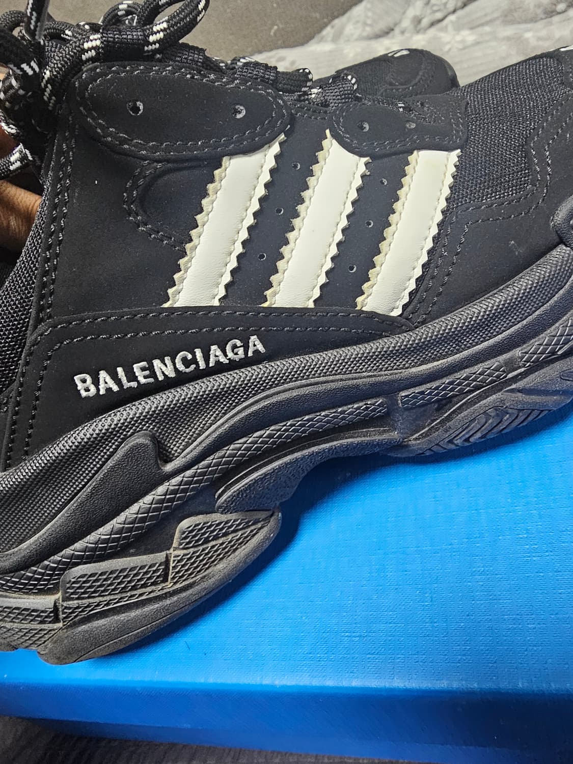 발렌시아가 x 아디다스 트리플s   상품이미지5