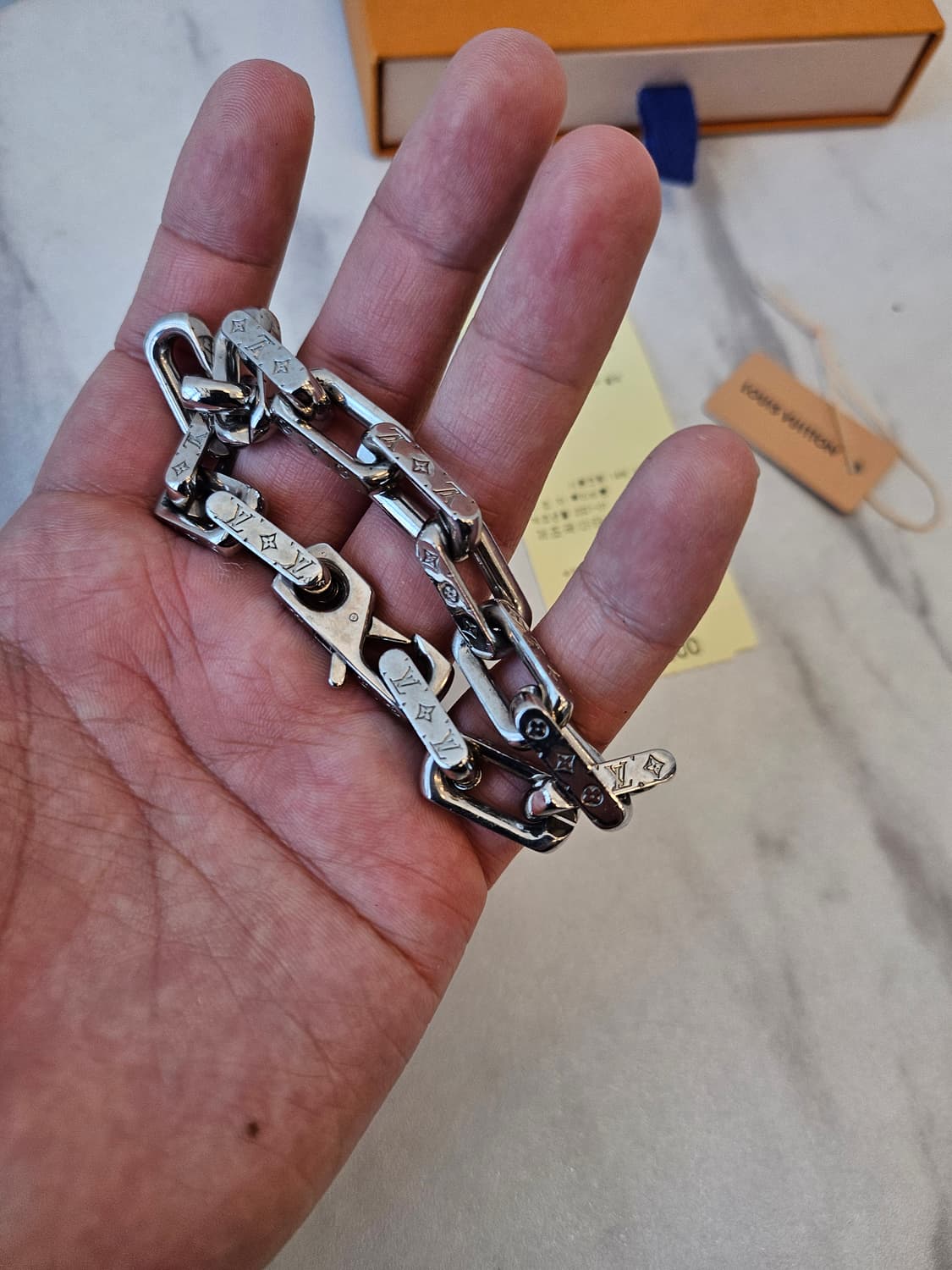 루이비통 버질아블로 모노그램 체인팔찌 L사이즈 상품이미지3