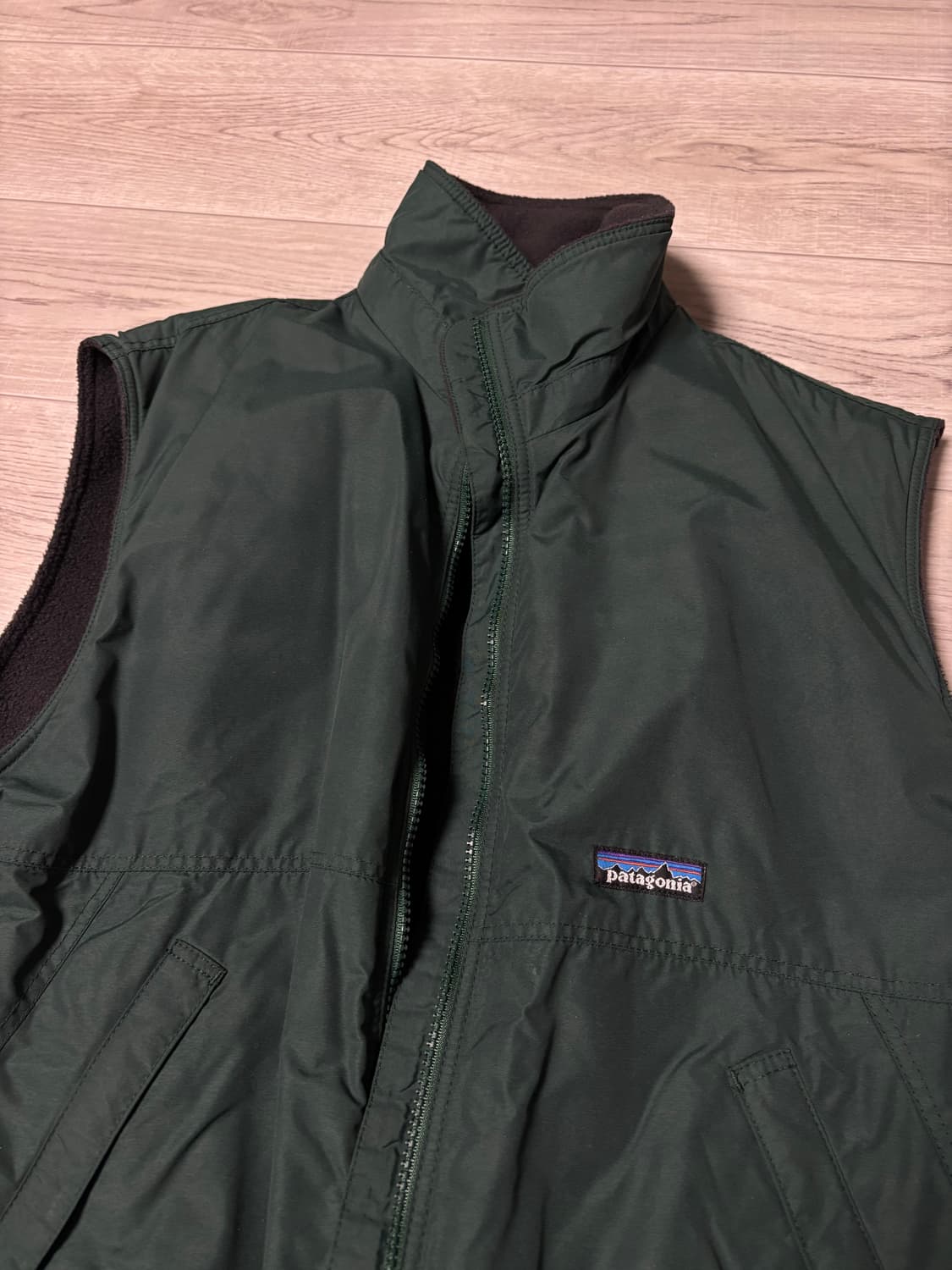 [M] 파타고니아 쉘드 신칠라 베스트 헌터그린 상품이미지3