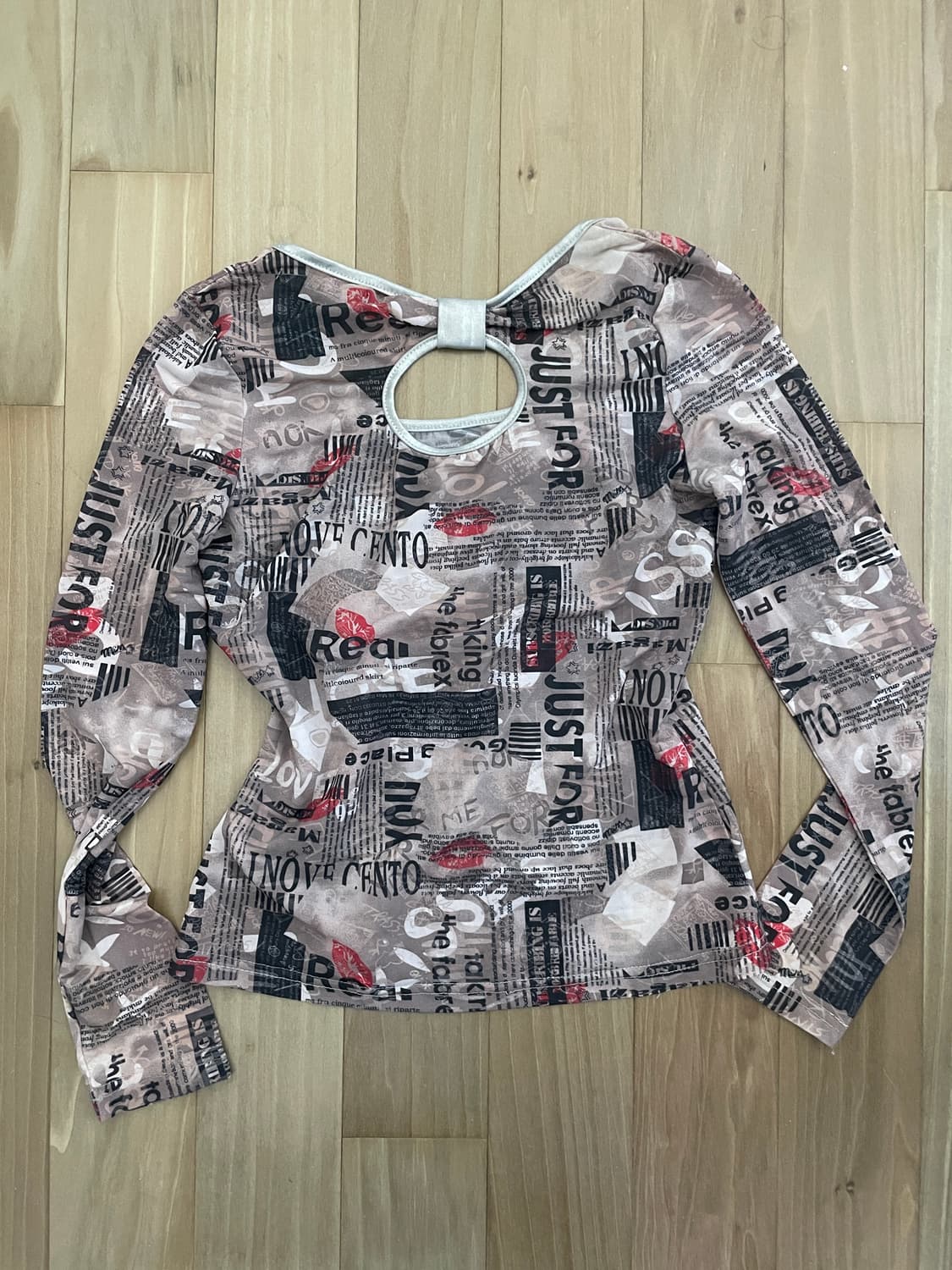 갸루 입술 립 프린트 롱슬리브 y2k 빈티지 상품이미지2