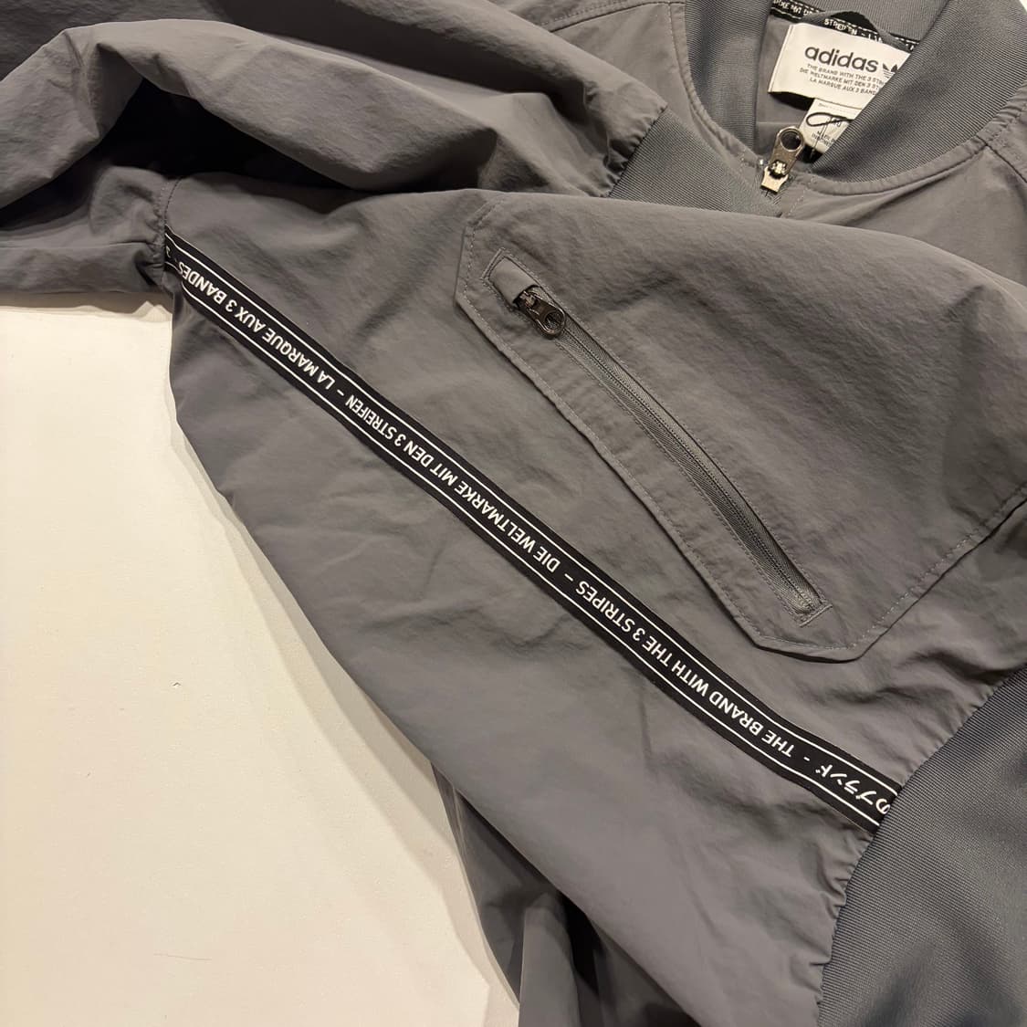 [100] 아디다스 그레이 나일론 포켓 봄버 자켓 B678 상품이미지8