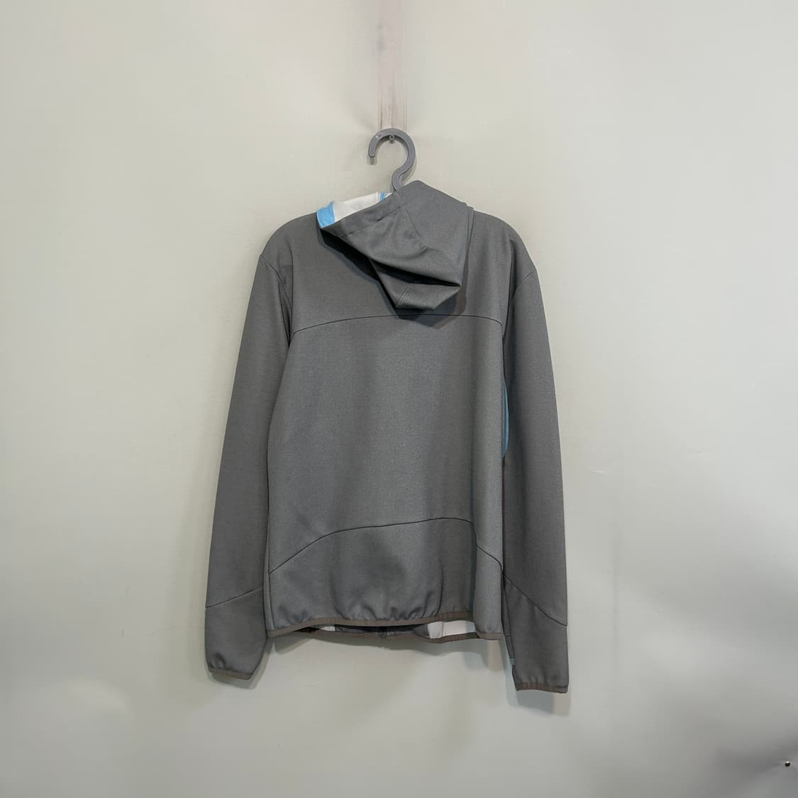 헤지스 남성 후드집업 100  상품이미지3