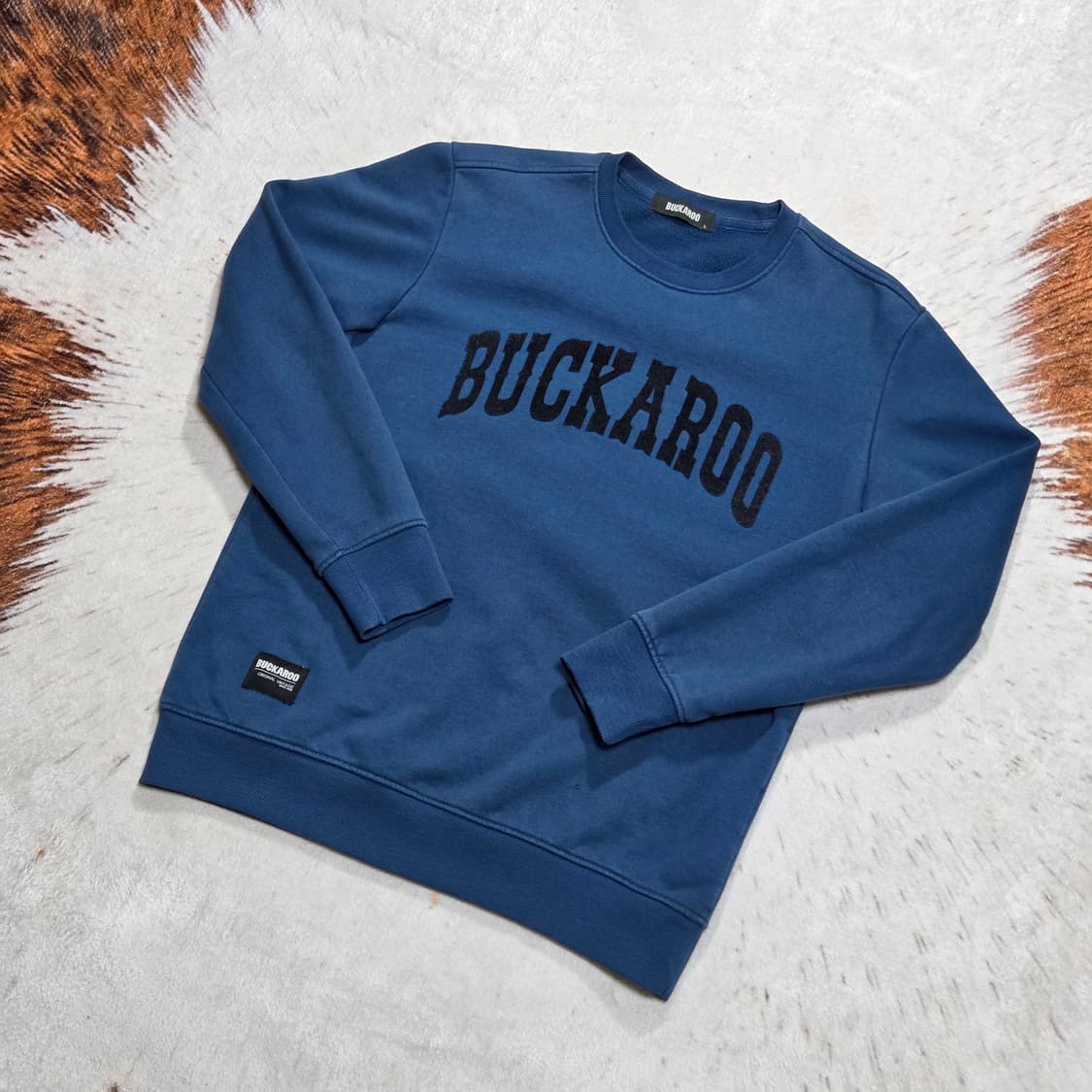 버커루 약기모 딥블루 레터링 맨투맨 상품이미지1