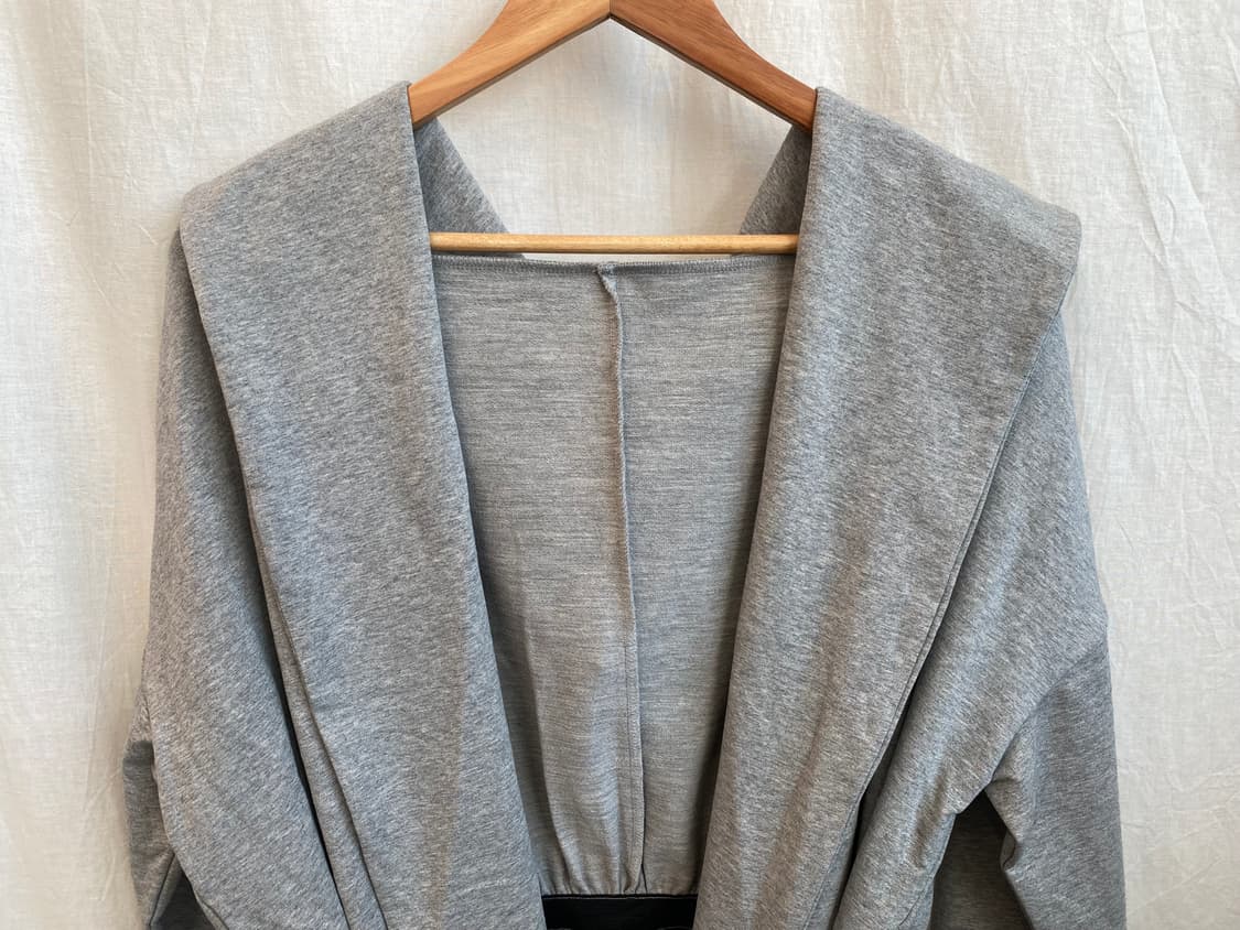 JULIE&LOUIS 그레이 후드 자켓(M-L/미사용품) 상품이미지4