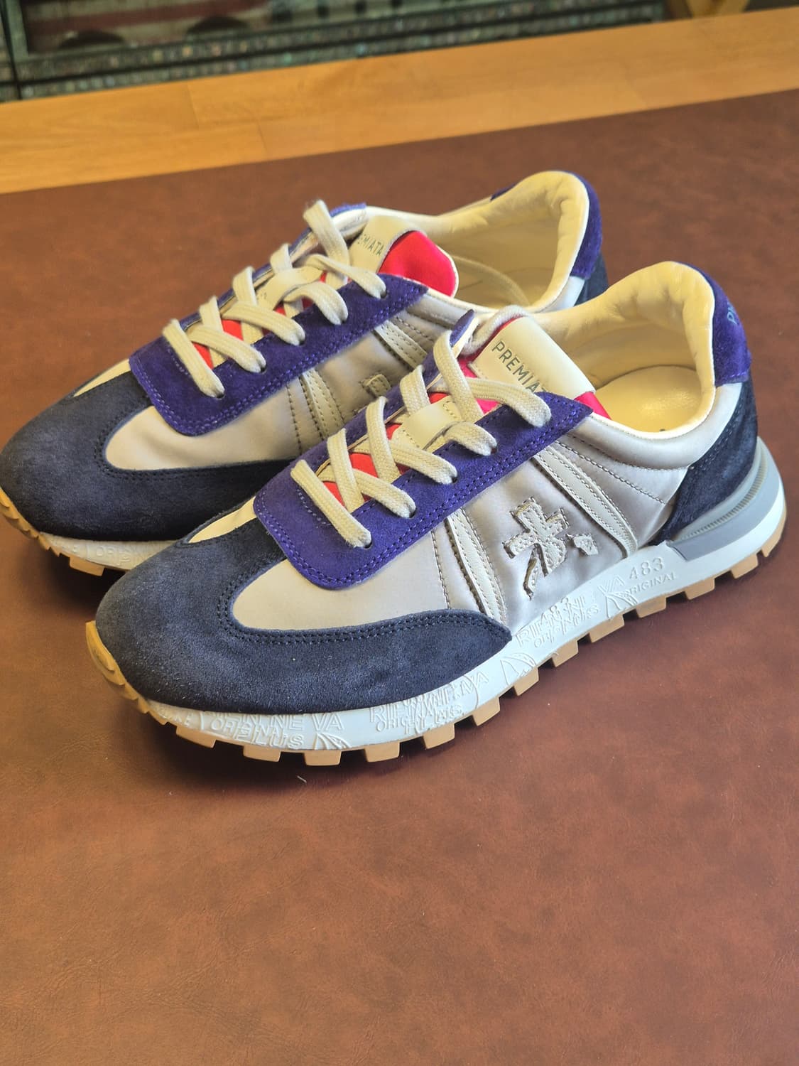 실착용3회 프리미아타   230-235(36) 스니커즈 상품이미지3