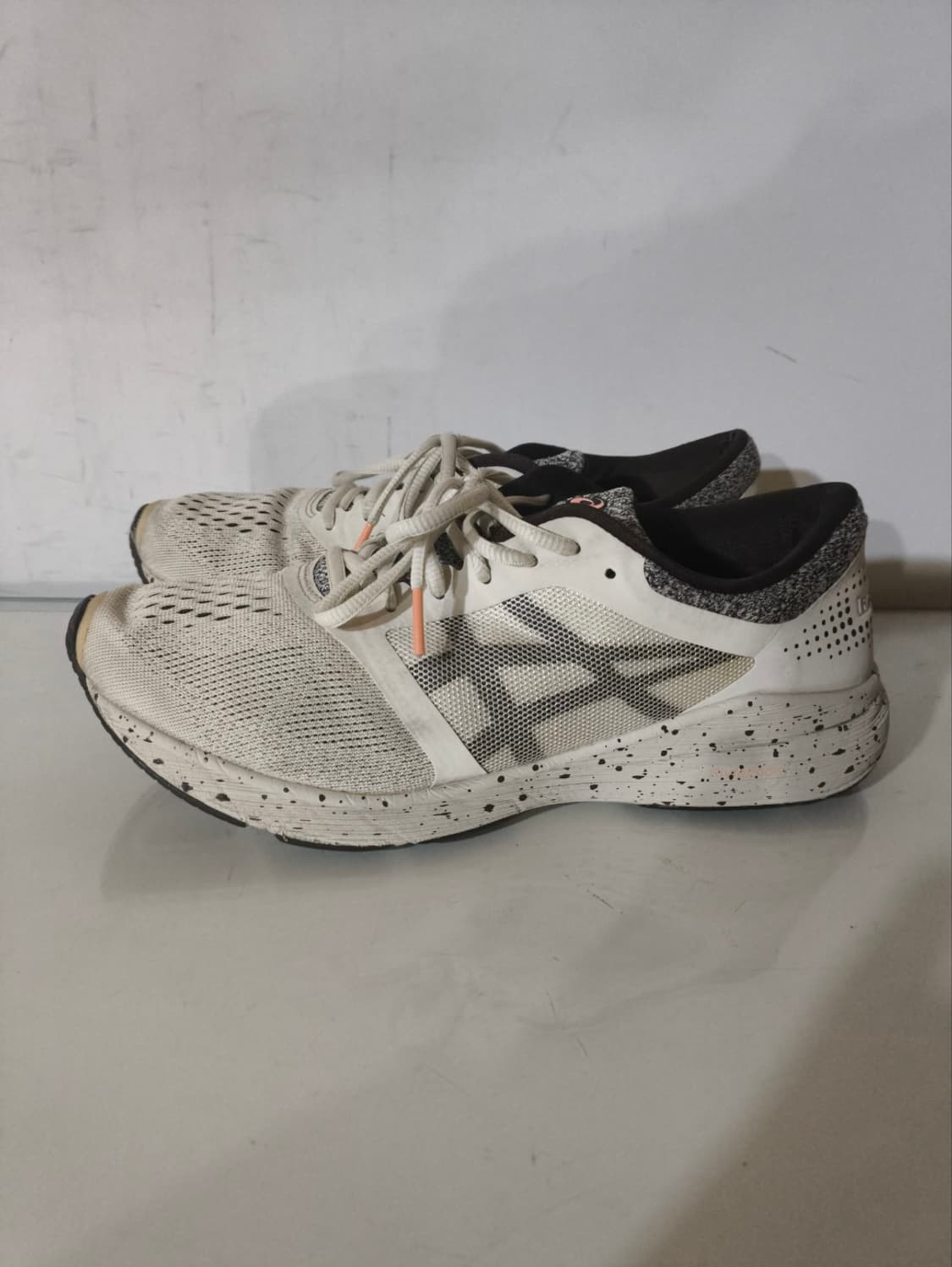 270mm 아식스 로드호크 런닝화  상품이미지1