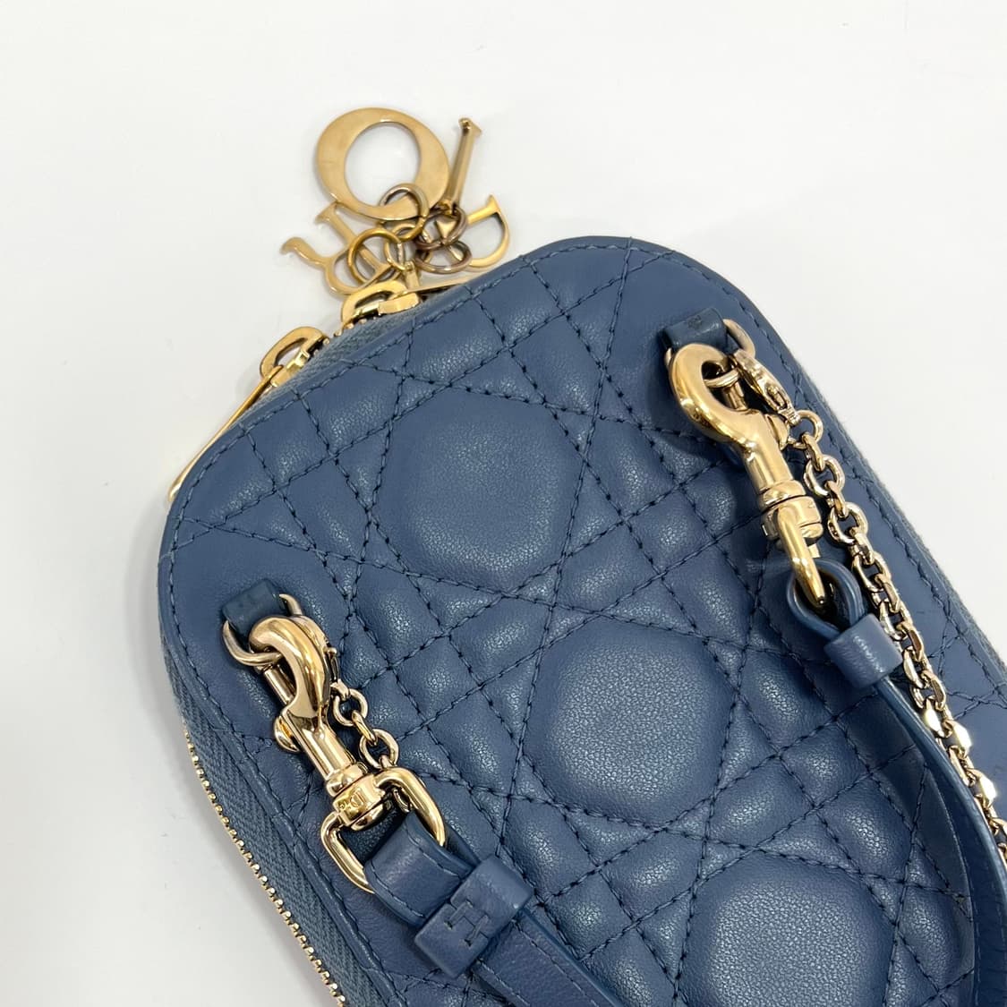 디올 까나쥬 레이디 폰 홀더백 크로스백 (S0872ONMJ) 상품이미지9