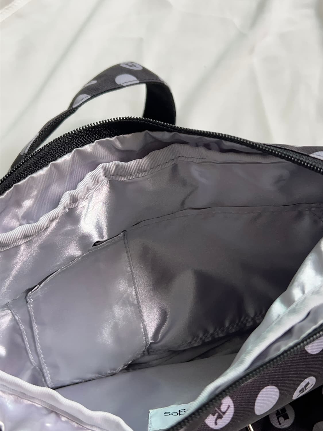 Courreges dot crossbag 꾸레쥬 도트 크로스백 상품이미지6