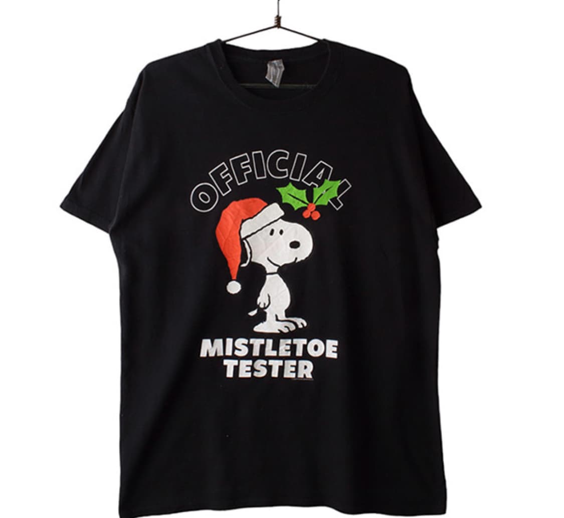 스누피 크리스마스 반팔 티셔츠 블랙 상품이미지1