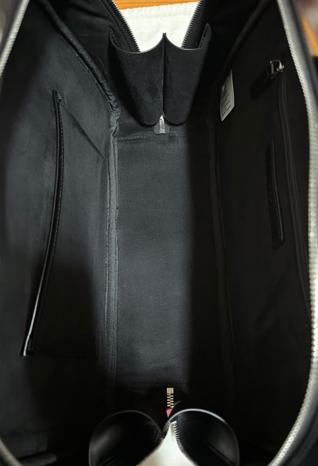 로서울 틴스퀘어 토트백 라지 블랙 상품이미지6