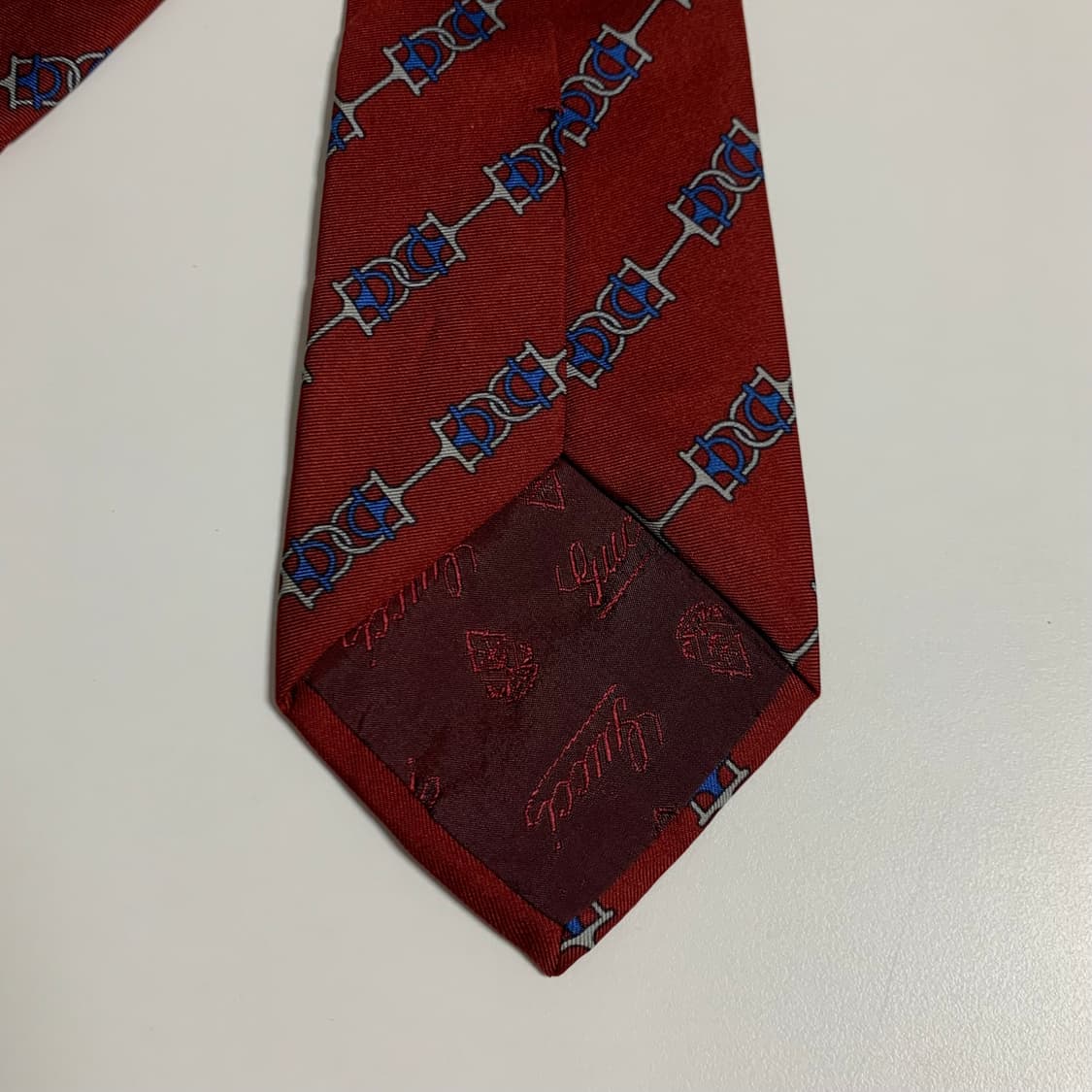 구찌(GUCCI) 기하학적패턴 100실크 클래식 정장넥타이 명품 상품이미지5