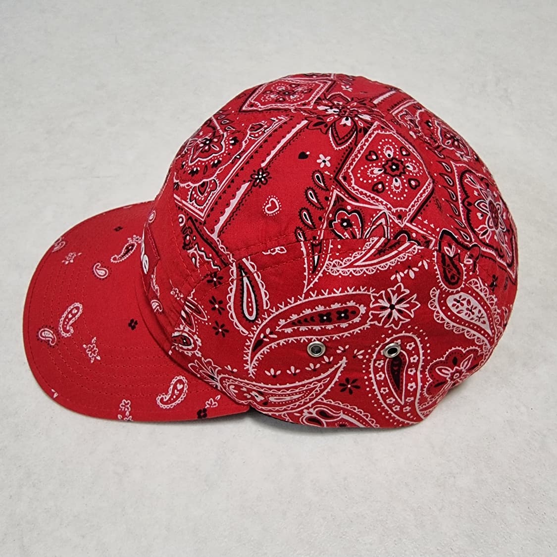 슈프림 반다나 캠프캡슈프림 반다나 캠프캡슈프림 반다나 캠프캡슈프림 반다  상품이미지2