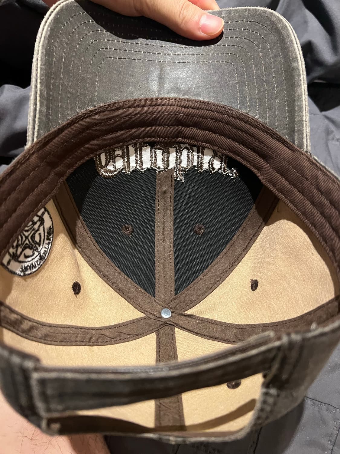 트래비스 스캇 유토피아 투어 모자 상품이미지3