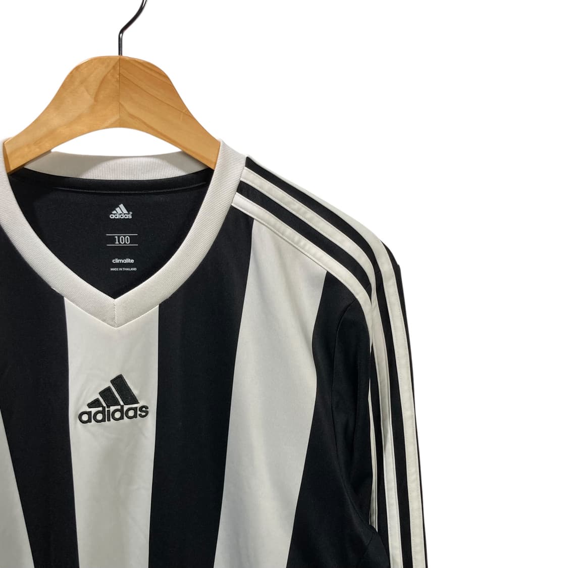 아디다스 배색 사이드라인 브이넥 트랙탑 상품이미지3